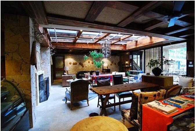 莫干山遙遠的山民宿，溪聲不絕耳山色不離門