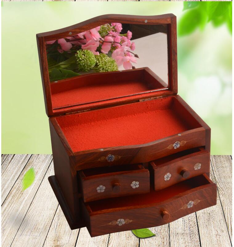 梳妝盒，紅妝待嫁閨閣意