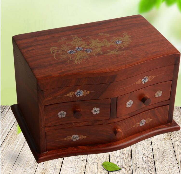 梳妝盒，紅妝待嫁閨閣意