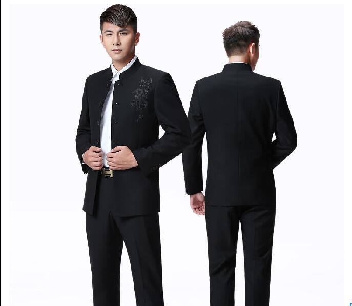 立領(lǐng)中山裝，恰同學(xué)少年風(fēng)華正茂