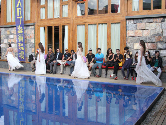 麗江束河無爾，在這里帶著夢想開花棲居