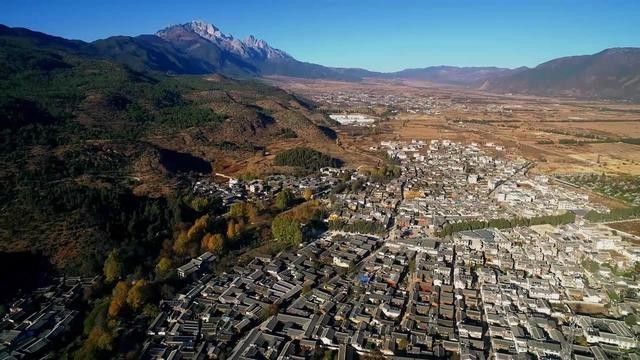 麗江束河無爾，在這里帶著夢想開花棲居