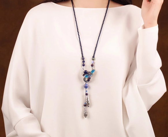 古典匠心啟航閱讀毛衣鏈，復(fù)古風(fēng)景泰藍(lán)琉璃吊墜項(xiàng)鏈