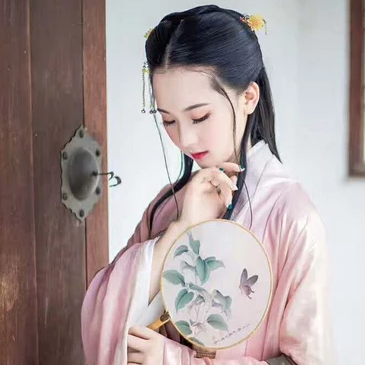 漢服女生頭像，古風真人女子頭像