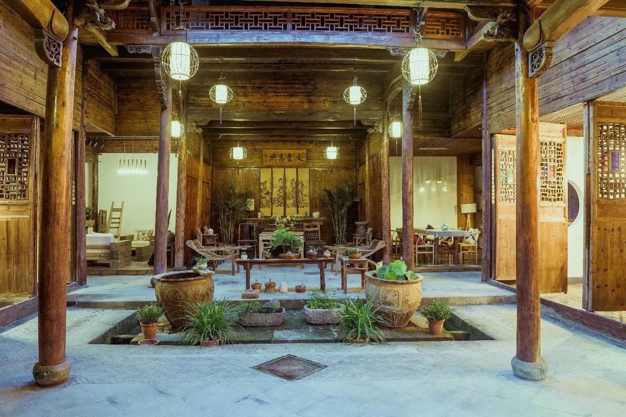 村上酒舍，體驗古村生活一起慢慢變老