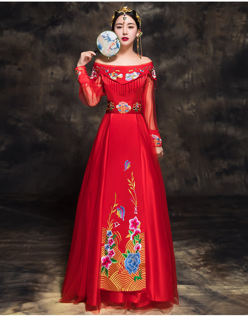 時(shí)尚匠心啟航閱讀新娘禮服，一字肩中式結(jié)婚禮服