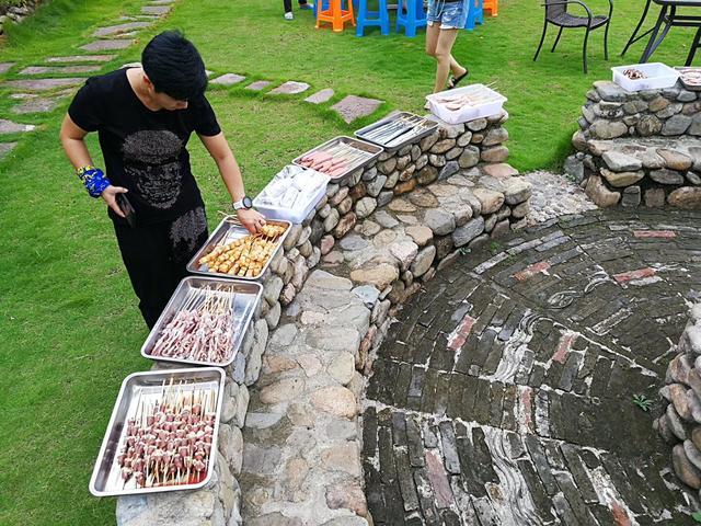 寧波·花雨醉，品花間一壺酒聽(tīng)雨后醉朦朧