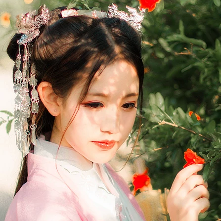 帶傘唯美可愛頭像，唯美古風(fēng)女子真人頭像