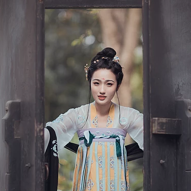 唯美漢服傷感頭像，唯美古風(fēng)女子真人頭像