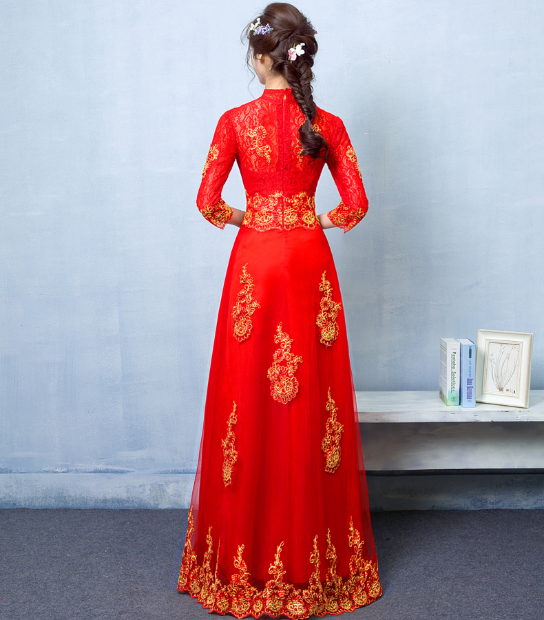 匠心啟航閱讀蕾絲刺繡中式禮服，紅色復(fù)古新娘晚禮服