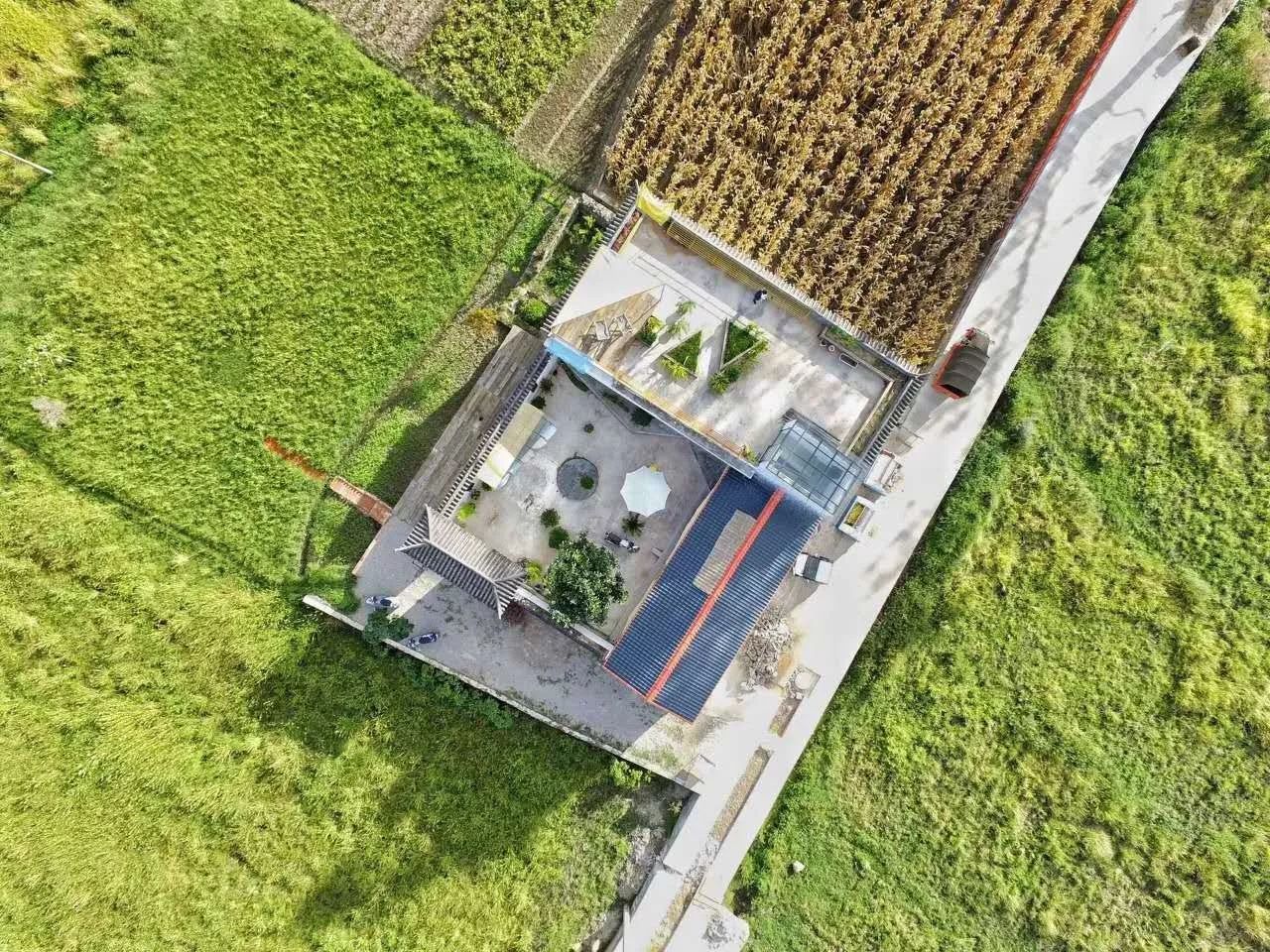 大理·依谷坐憩，在稻田里種間甜品店靜待光陰