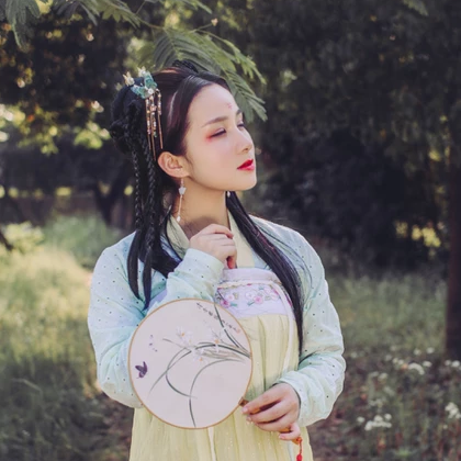 荷塘邊古風(fēng)頭像，唯美古風(fēng)閨蜜真人頭像
