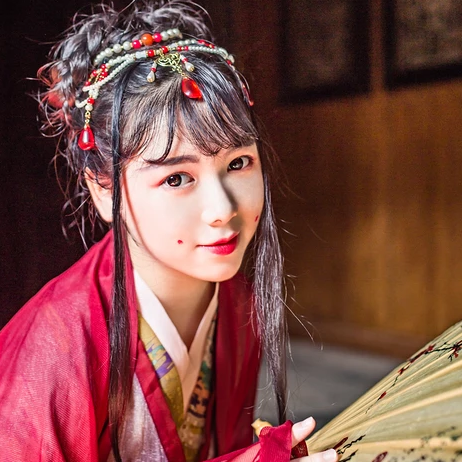 紅衣女子妖艷頭像，唯美古風女子真人頭像