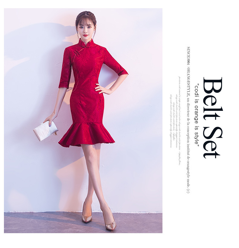 匠心啟航閱讀復(fù)古花紋中式禮服，時(shí)尚優(yōu)雅魚尾晚禮服