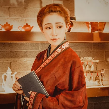 畫情唯美頭像，唯美古風(fēng)女子真人頭像