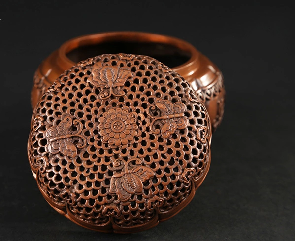 蝶戀花熏香爐，仿古紫銅鏤空香爐