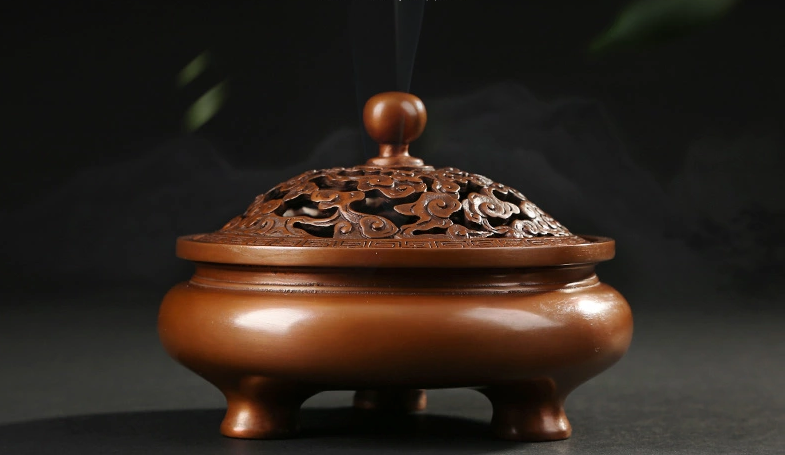 鏤空云紋熏香爐，仿古紫銅鏤空香爐