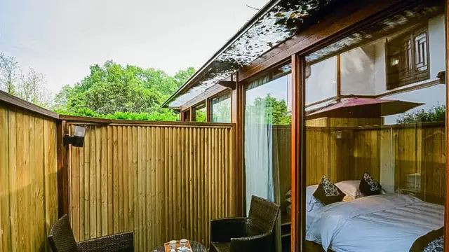 秋意正濃，與8家最美民宿一起相約杭州