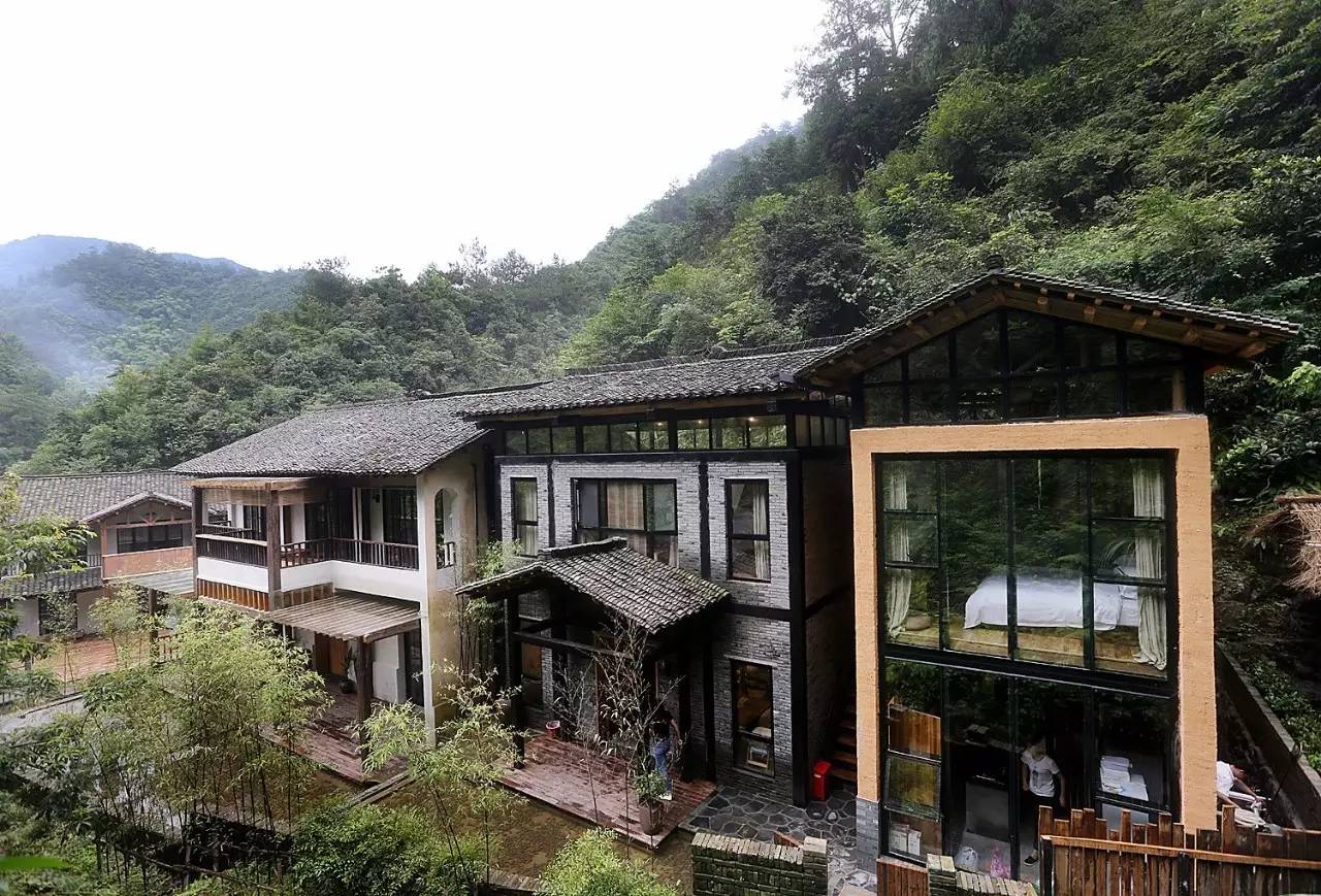 雪坑村·美客愛途，愛上美麗的客居地和旅途故事