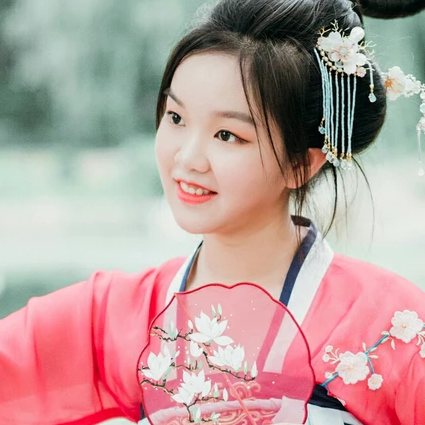 溫暖情誼閨蜜頭像，唯美古風(fēng)女子真人頭像