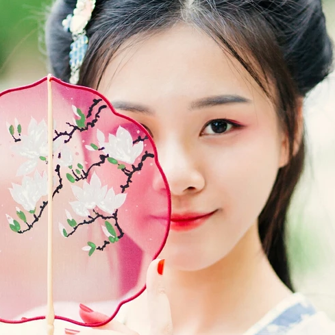 溫暖情誼閨蜜頭像，唯美古風(fēng)女子真人頭像