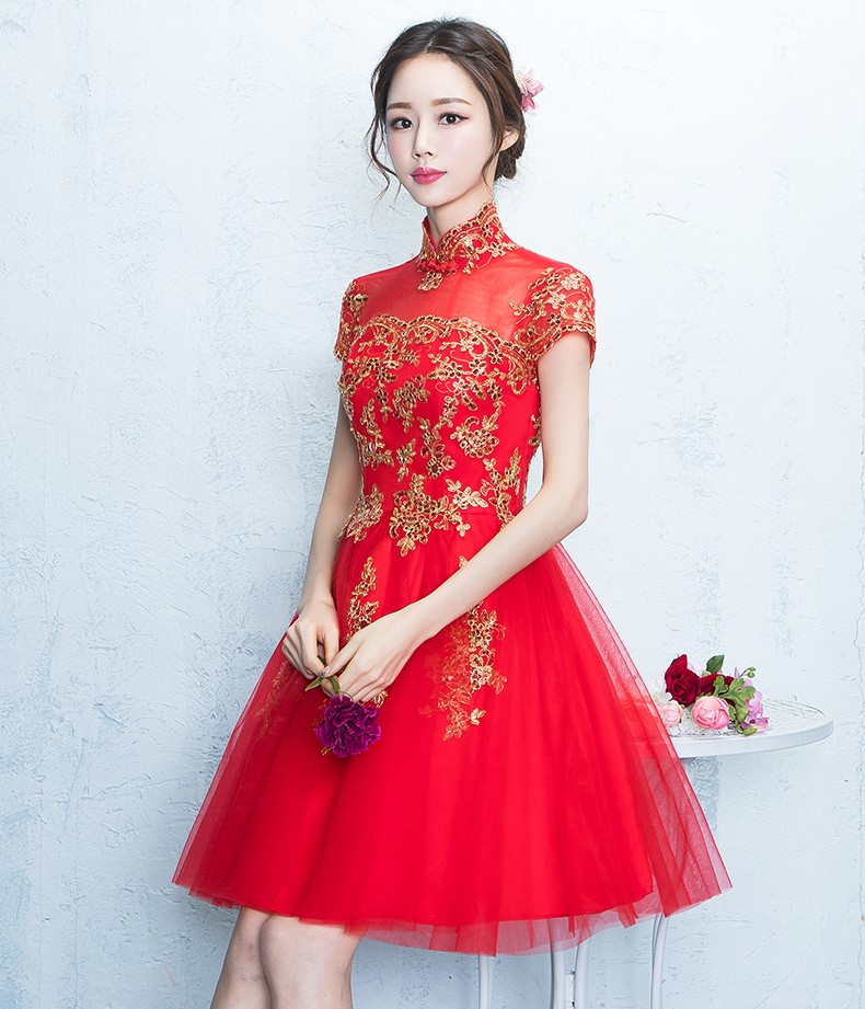 蕾絲復(fù)古立領(lǐng)中式禮服，時(shí)尚優(yōu)雅網(wǎng)紗晚禮服