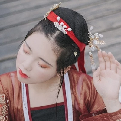 紅衣少女頭像，唯美古風(fēng)女子真人頭像