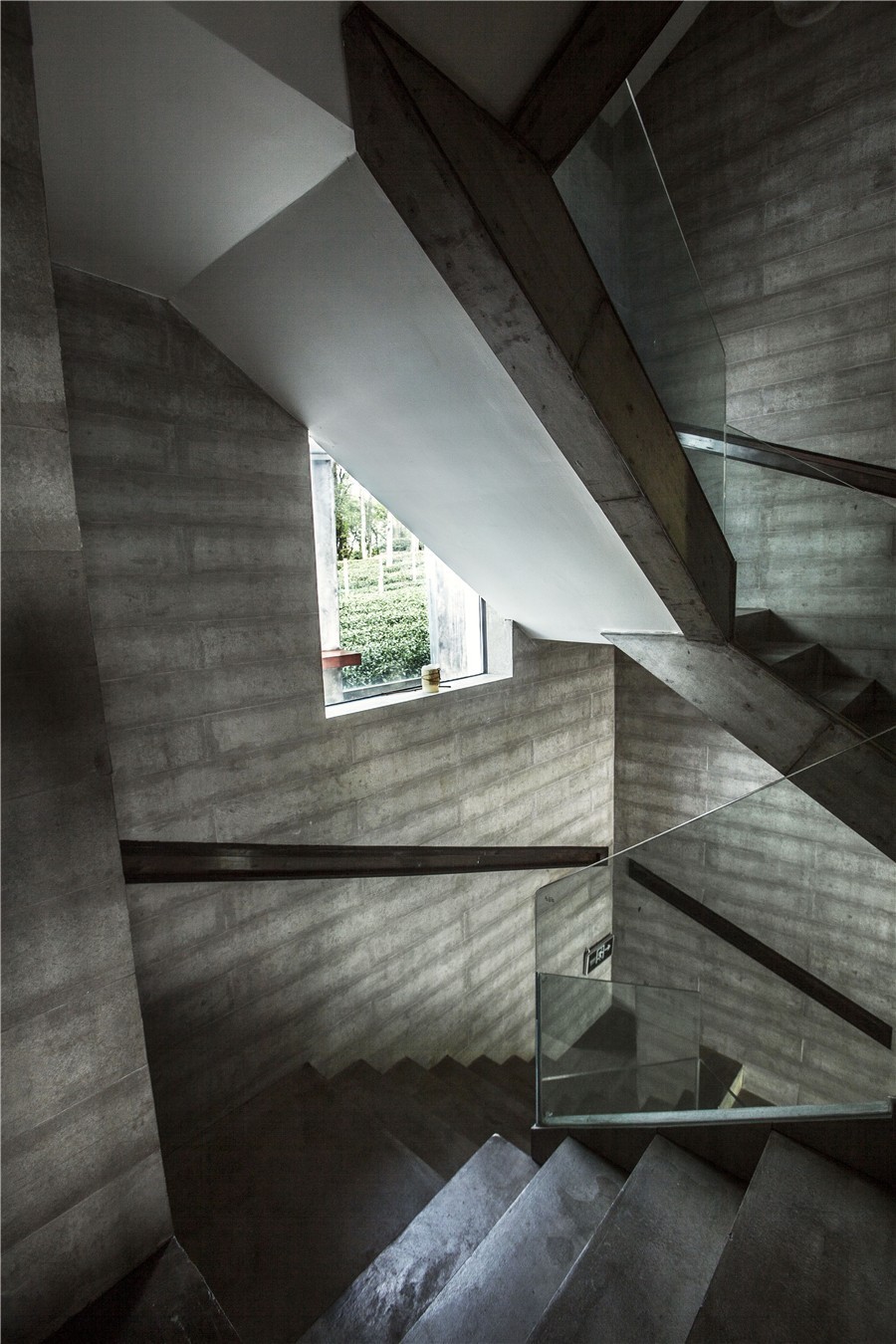 杭州·棲遲，還是那個(gè)獨(dú)一無二的黑白灰