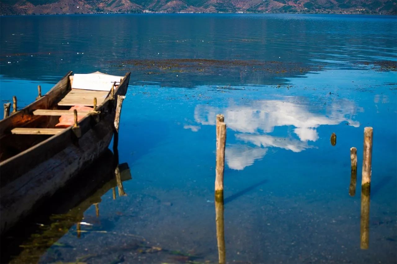 瀘沽湖·野火集，時(shí)光匆忙別錯(cuò)過年輕的瘋狂
