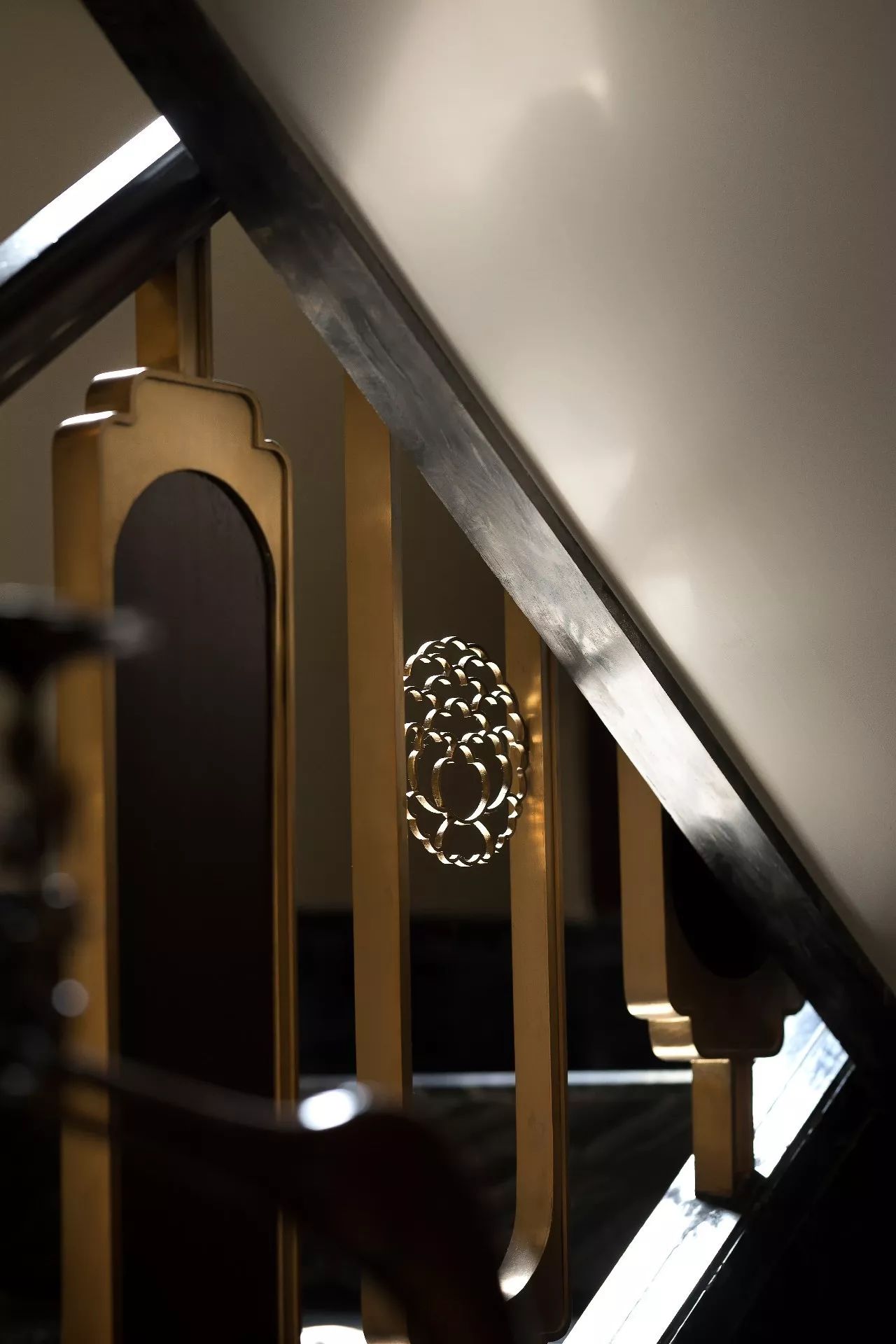 詩(shī)意匠心啟航閱讀元素的中式大宅裝修設(shè)計(jì)