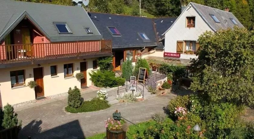 驚呆了，雞窩豬舍馬廄牛棚羊圈變民宿!