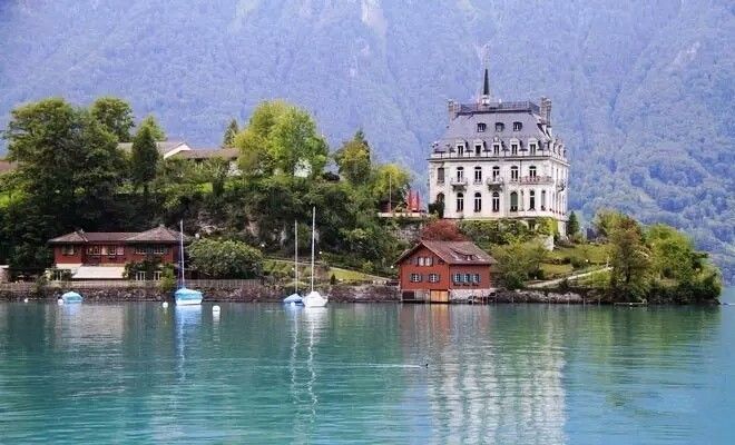 驚呆了，雞窩豬舍馬廄牛棚羊圈變民宿!