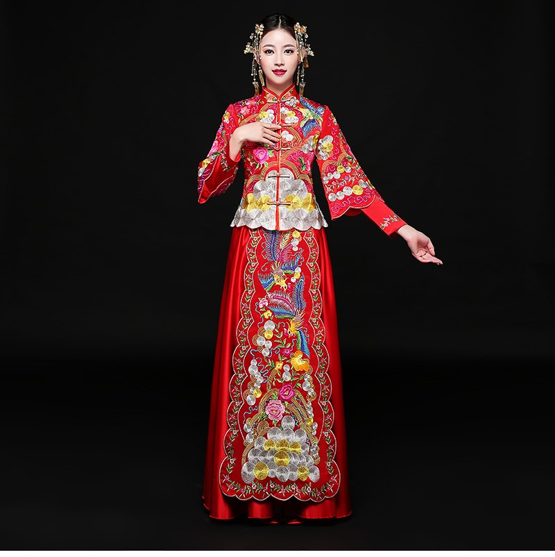 古典秀禾服中式禮服，時(shí)尚匠心啟航閱讀新娘禮服