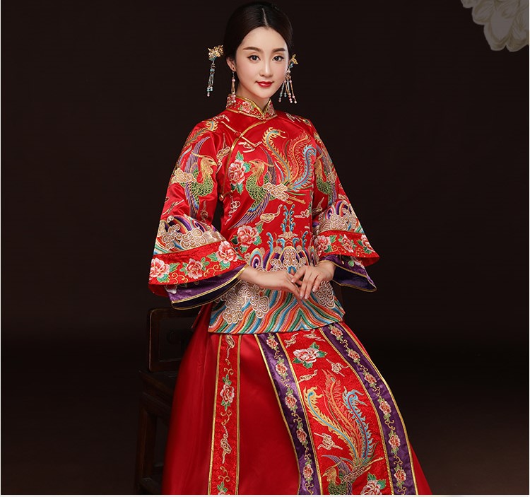 精美鳳凰斜襟新娘禮服，奢華刺繡中式禮服