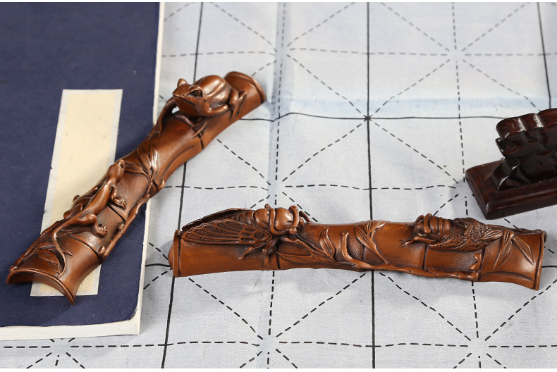 仿古知足常樂鎮(zhèn)紙，文房四寶鎮(zhèn)尺