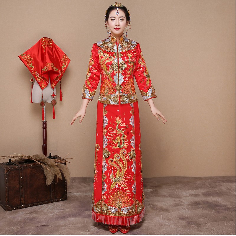 龍鳳之喜中式禮服，精致新娘結(jié)婚禮服