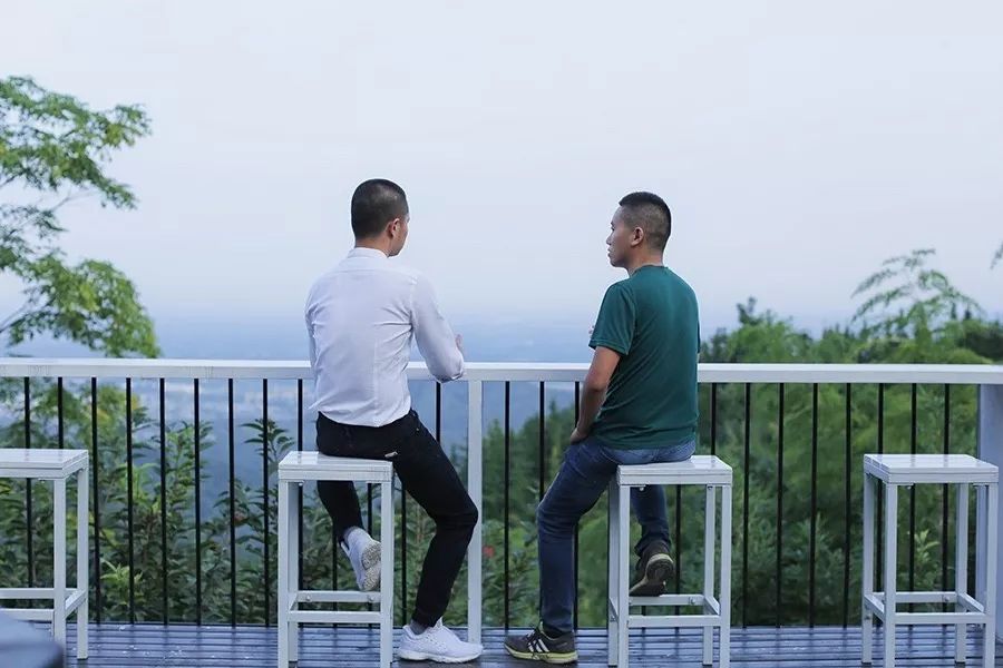 青城山·路之青城，山溝里的豬圈民宿