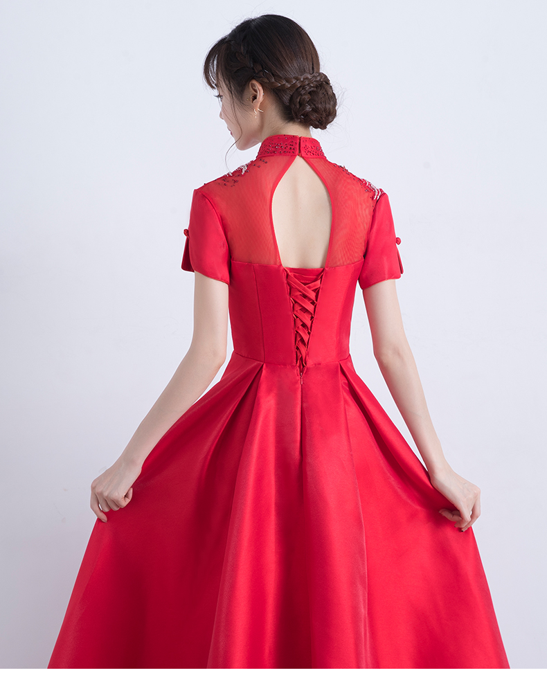 復古立領中式禮服，匠心啟航閱讀晚禮服