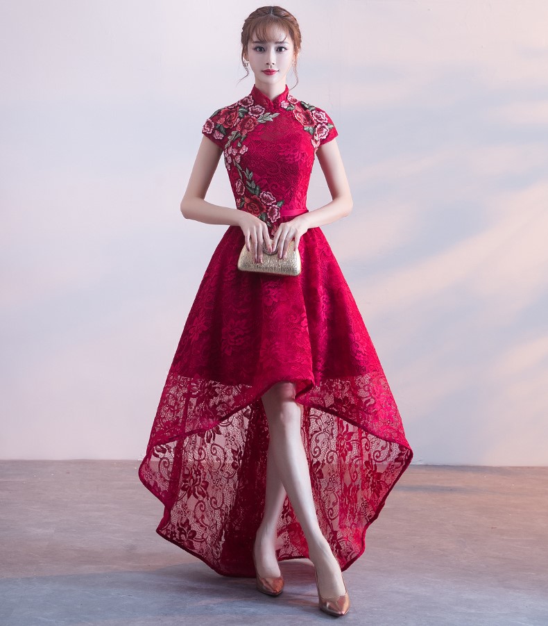 端莊優(yōu)雅中式禮服，前短后長(zhǎng)晚禮服