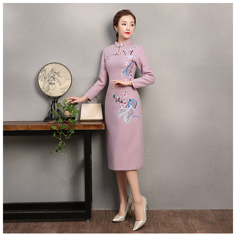 粉紫色繡花旗袍，復(fù)古民族風(fēng)旗袍裙