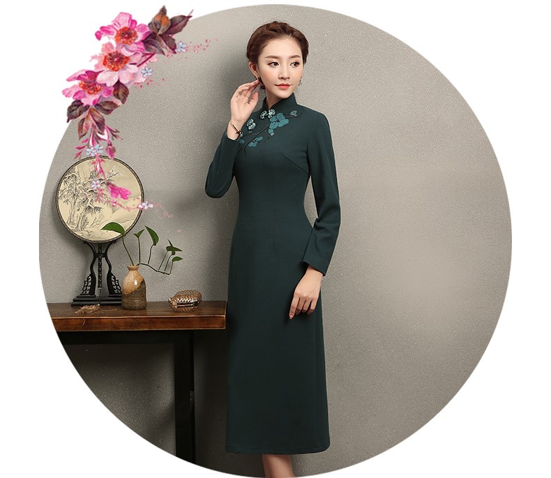 淺墨綠色繡花旗袍，碧嫻復(fù)古旗袍裙