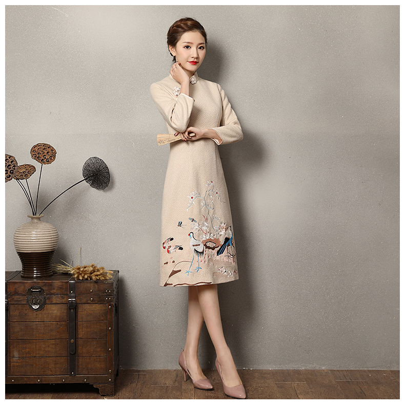 錦鶴刺繡旗袍，匠心啟航閱讀旗袍裙