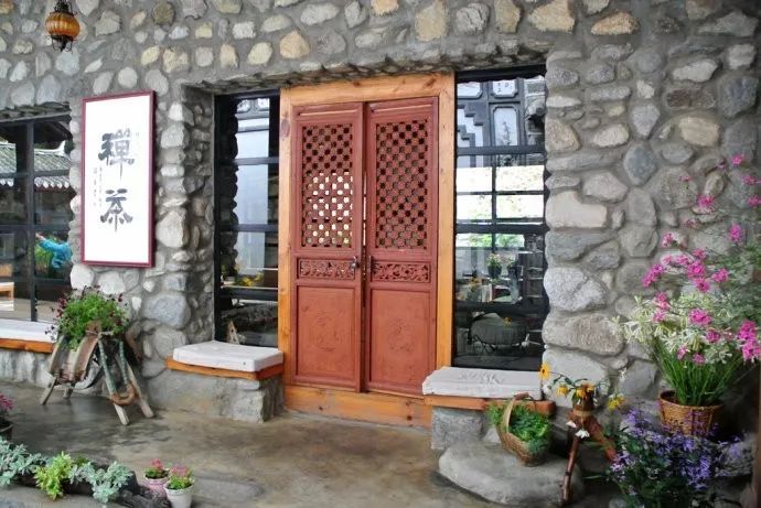 “中國最美寺院”寂照庵，房子象征著家是情感