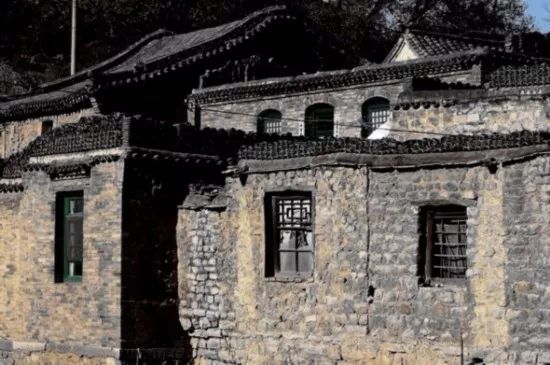 “中國最美寺院”寂照庵，房子象征著家是情感