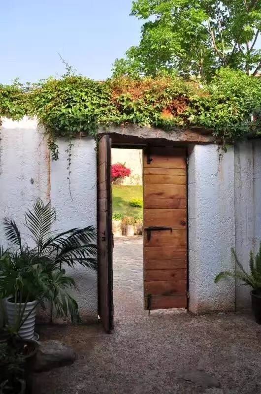 “中國最美寺院”寂照庵，房子象征著家是情感