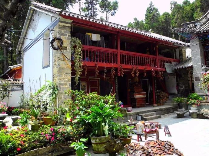 “中國最美寺院”寂照庵，房子象征著家是情感