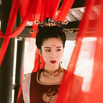 紅佛女子頭像，唯美古風(fēng)真人頭像