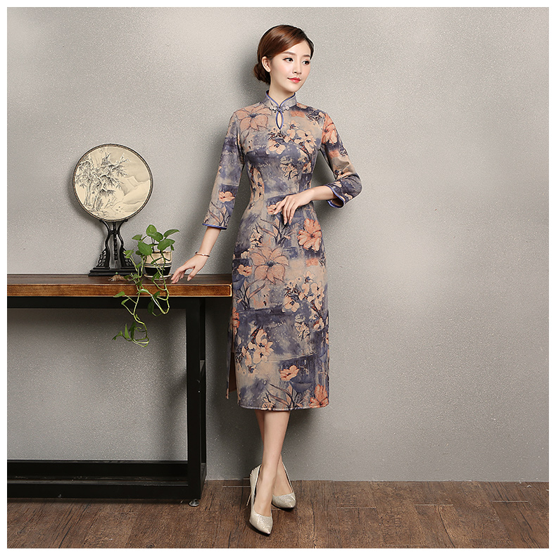 復(fù)古印花旗袍，藍(lán)紫色中袖旗袍裙