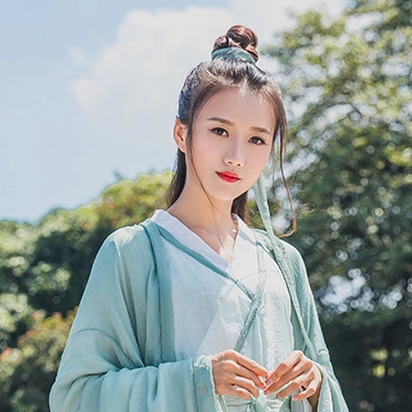 素衣女生喝酒頭像，唯美古風(fēng)真人頭像