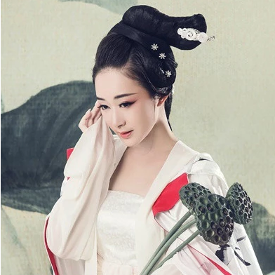 清新藕風輕女生頭像，唯美古風真人頭像